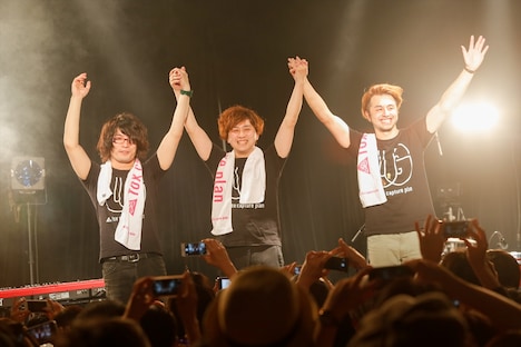 「fox capture plan UNDERGROUND tour」UNIT公演の様子。 （撮影：関口佳代）