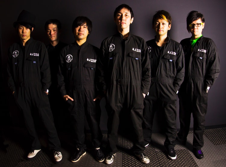 スカパンクの逆襲 Ryoji Ska Punk Zombiesがニューアルバム発表 音楽ナタリー スカパンクの逆襲 Ryoji Ska Punk Zombiesがニューアルバム発表 音楽ナタリー