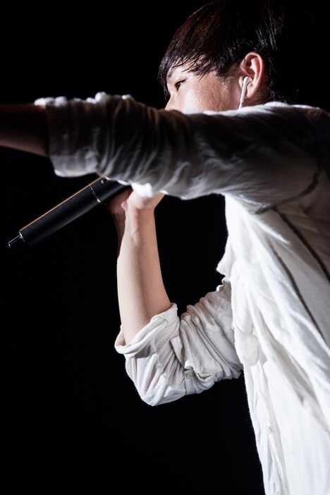 IKE（Vo）（撮影：鳥居洋介）