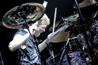 KENTA（Dr）（撮影：鳥居洋介）