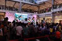 notallによるライブの様子。（写真提供：CHEERZ）