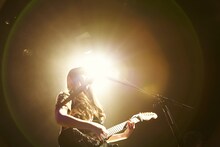 GLIM SPANKY（撮影：徳地恭太）