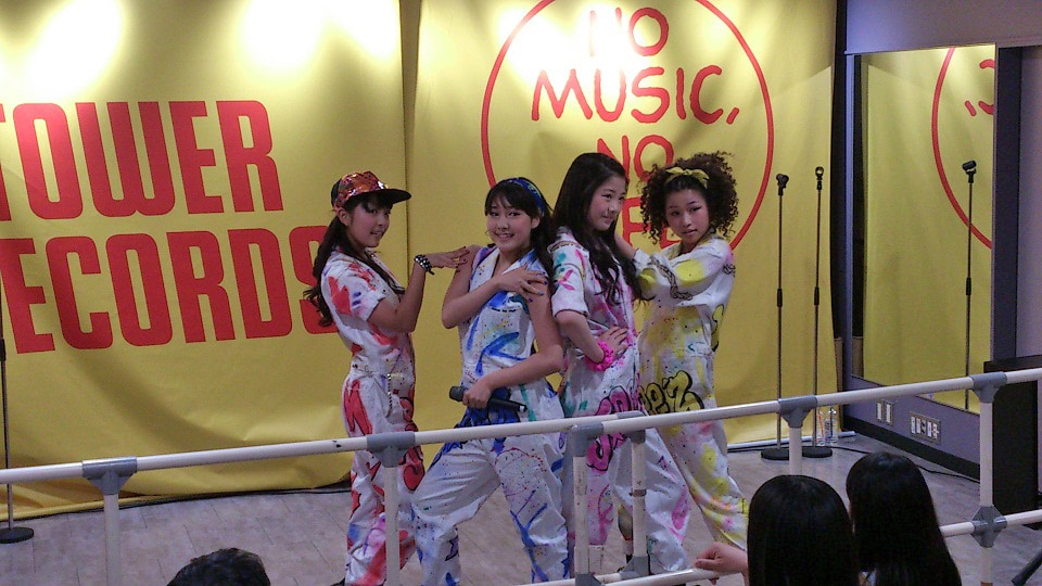 J☆Dee'Z、渋谷レコ発で「ヘポタイヤー！」