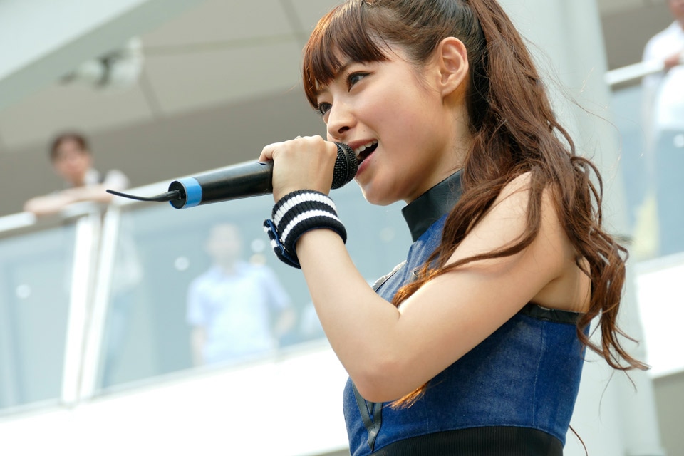 LAGOONのボーカル・MIORIこと瀧本美織。（写真提供：ソニー・ミュージックレーベルズ）