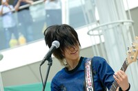 救急救命士でLAGOONのベース担当・NANA.。（写真提供：ソニー・ミュージックレーベルズ）