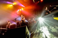 KANA-BOON「KANA-BOONのとぅるとぅるかむとぅるーTOUR 2015 ～全国とぅるとぅる編～」5月22日の東京・Zepp Tokyo公演の様子。（撮影：高田梓）