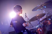 小泉貴裕（Dr）（撮影：高田梓）