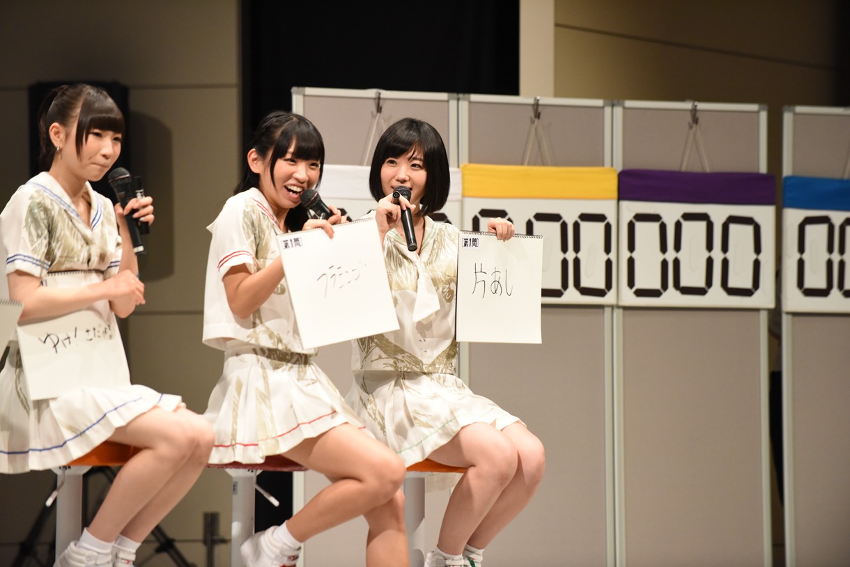 「王貞治の打法は？」という質問に「フラミンゴ打法」「片足打法」と答える古川未鈴、夢眠ねむ。