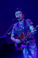 「サザンオールスターズLIVE TOUR 2015 『おいしい葡萄の旅』」東京・東京ドーム公演の様子。（撮影：三吉ツカサ）