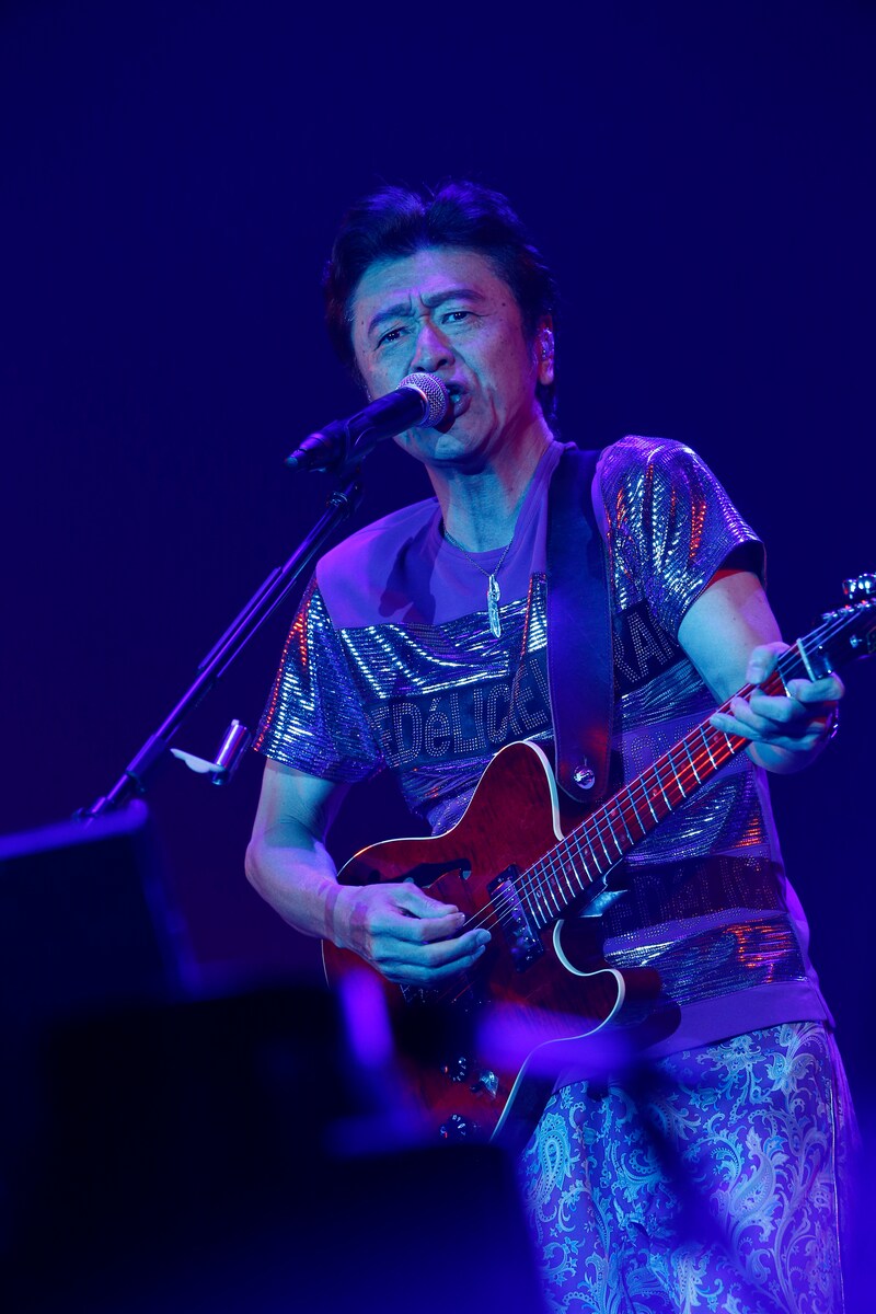 「サザンオールスターズLIVE TOUR 2015 『おいしい葡萄の旅』」東京・東京ドーム公演の様子。（撮影：三吉ツカサ）