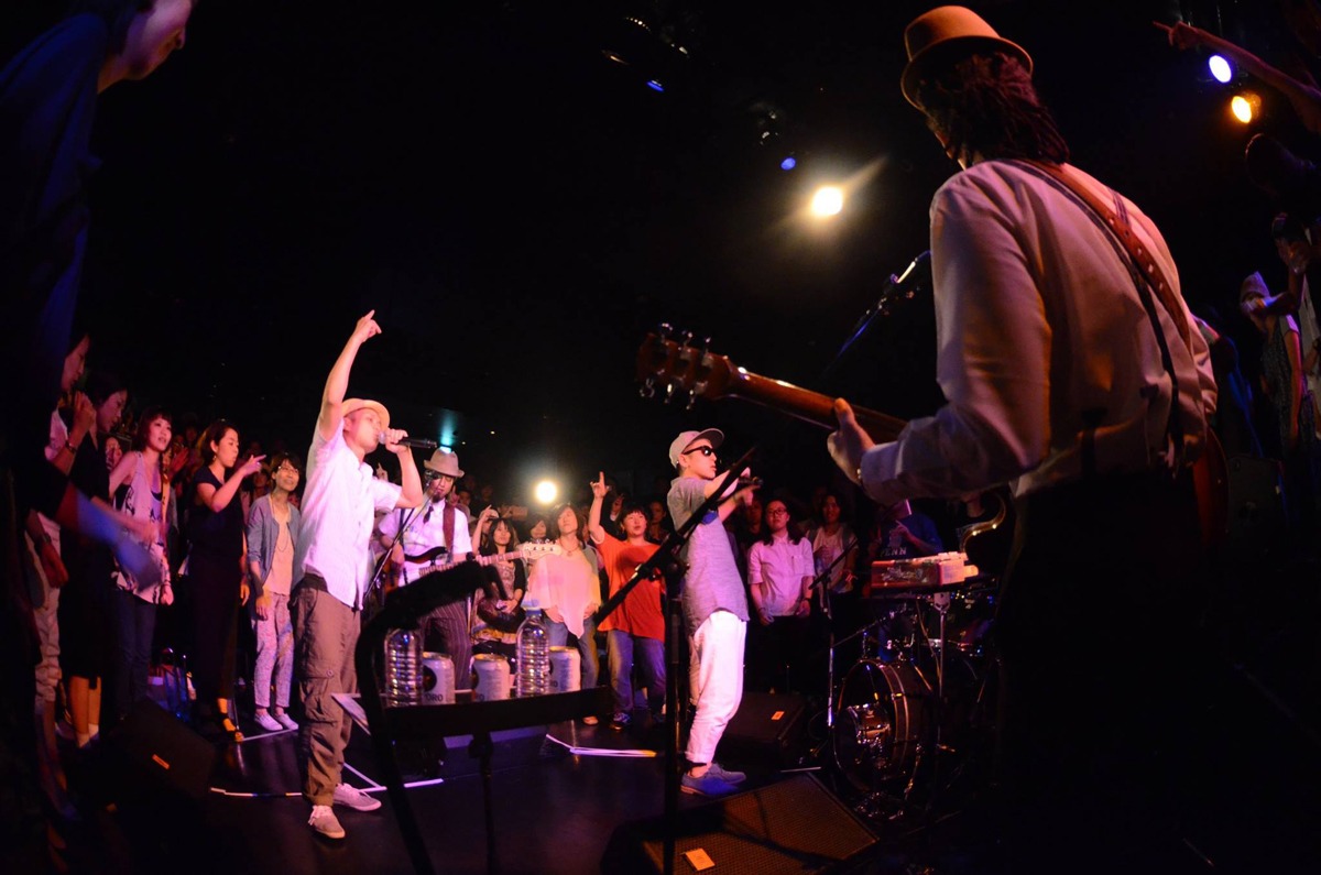 「韻シスト ワンマンライブ～360°Premium LIVE～」の様子。 （撮影：オカメラ）