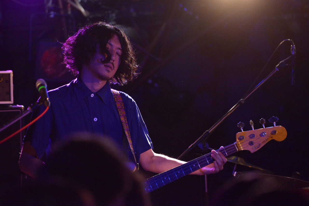 安西卓丸（B, Vo）