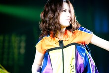 「Superfly 5th Anniversary Super Live GIVE ME TEN!!!!!」の様子。 （写真提供：GYAO!）