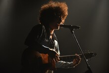 写真は「清 竜人ハーレム▽フェスタ2015 Vol.4 ～バースデー▽パーティー2days～」（▽はハートマーク）初日公演の様子。