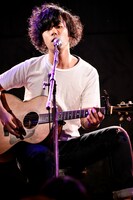 マッシュ（Vo, G / Kidori Kidori）（撮影：西槇太一）