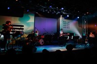 「『パラード』リリース記念ワンマンライブツアー 春篇」最終公演の様子。（撮影：栗原論）