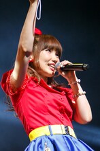 内田彩（写真提供：日本コロムビア）