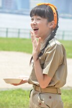 マイペースな“日直”中山莉子。
