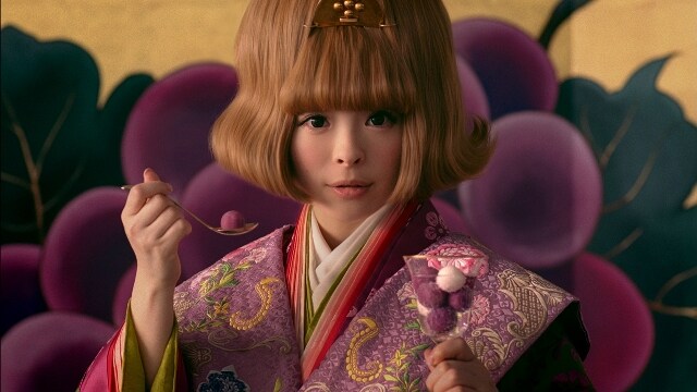 十二単の“和洋折衷”きゃりーが「アイスの実」とろける濃厚さアピール