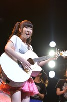 清竜人に歌をプレゼントした清可恩。