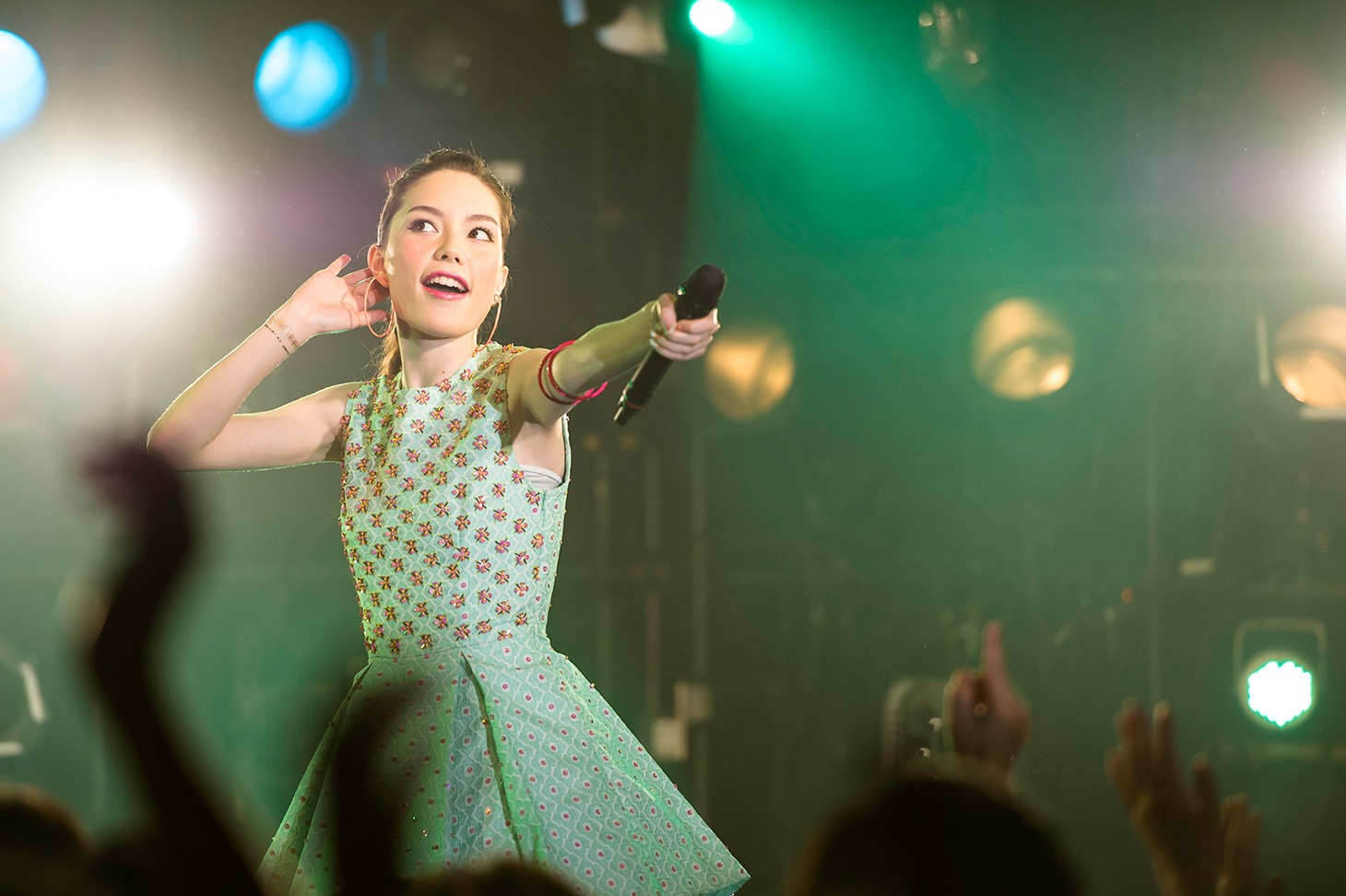 安田レイ「TOUR 2015 "WILL" ～JUST FOR YOU～」最終公演の様子。（Photo by Satoshi Hata）