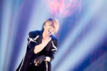 TERU（Vo）（撮影：岡田裕介）