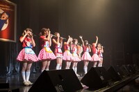 「PASSPO☆ ワンマンフライトツアー2015 ～More Attention～」東京・赤坂BLITZ公演の様子。（撮影：塚原孝顕）