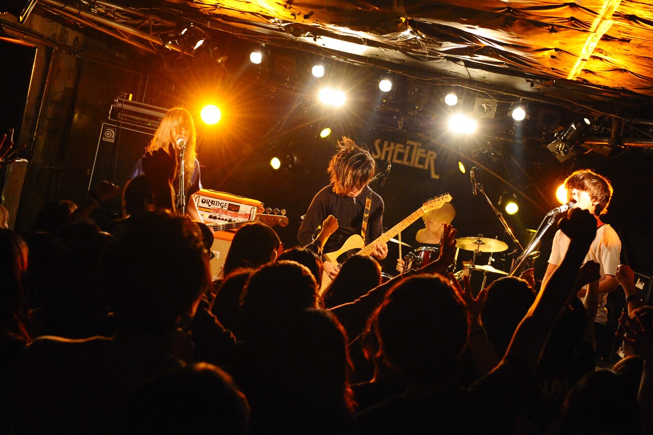 AOI、ミセチン、Bentham、SABANNAMAN若手4バンドが下北沢で熱演