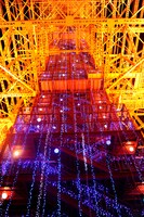 フットタウン屋上から見上げた外階段のイルミネーション。