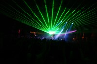 「MY FIRST STORY vs ANOTHER STORY」東京・TSUTAYA O-EAST公演でのMY FIRST STORYのパフォーマンスの様子。（Photo by Kohei Suzuki）