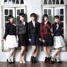 .lady.（左から高森奈津美、三上枝織、小松未可子、上坂すみれ、大久保瑠美）