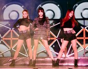 「SMTOWN THE STAGE－日本オリジナル版－」より、BoA。(c)2015 S.M. Culture & Contents CO.Ltd. ALL RIGHTS RESERVED