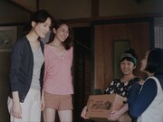 映画「海街diary」より。(c)2015 吉田秋生・小学館/「海街diary」製作委員会