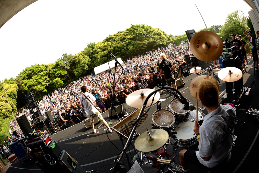 「ONION ROCK FES -CHIBA DE CARNIVAL 2015-」2日目公演の様子。（撮影：半田安政[Showcase]）