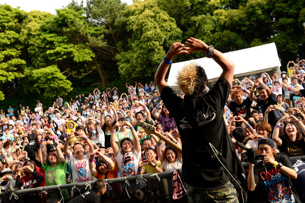 「ONION ROCK FES -CHIBA DE CARNIVAL 2015-」2日目公演の様子。（撮影：半田安政[Showcase]）