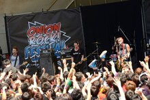 GOOD4NOTHING（撮影：半田安政[Showcase]）