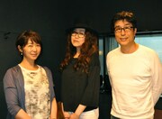 左から中井美穂、JUJU、松任谷正隆。