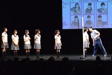 「さくら学院☆2015 ～転入生オリエンテーション～」1公演目の様子。