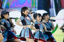 「AKB48 41stシングル 選抜総選挙～順位予想不可能、大荒れの一夜～」第1部コンサートの様子。 (c)AKS