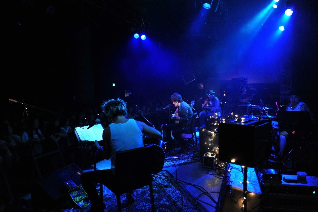 6月5日に東京・渋谷duo MUSIC EXCHANGEで行われたDessert Flame Frequencyライブの様子。（Photo by MASA）