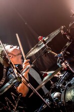 UTA（Dr / NOISEMAKER）（Photo by IZUMIYA KENTA）