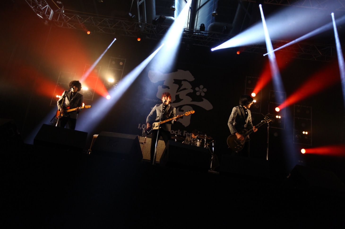 THE BAWDIES（撮影：小坂淳）