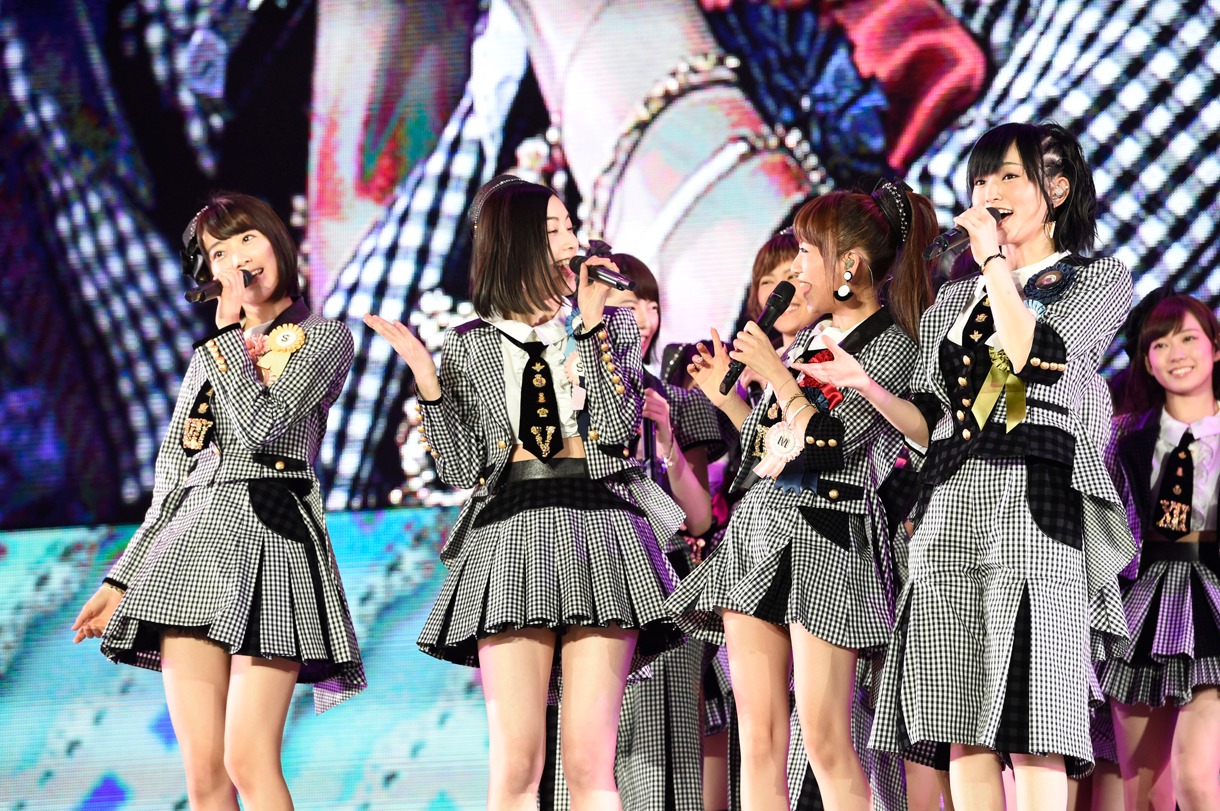 左から宮脇咲良、松井珠理奈、高橋みなみ、山本彩。 (c)AKS