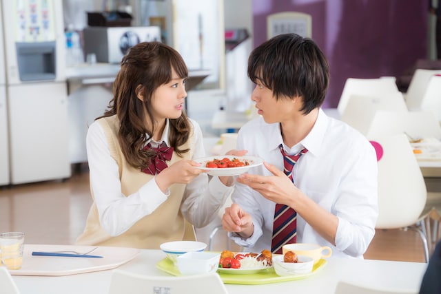 映画「ヒロイン失格」のワンシーン。(c)2015 映画「ヒロイン失格」製作委員会 / (c)幸田もも子／集英社