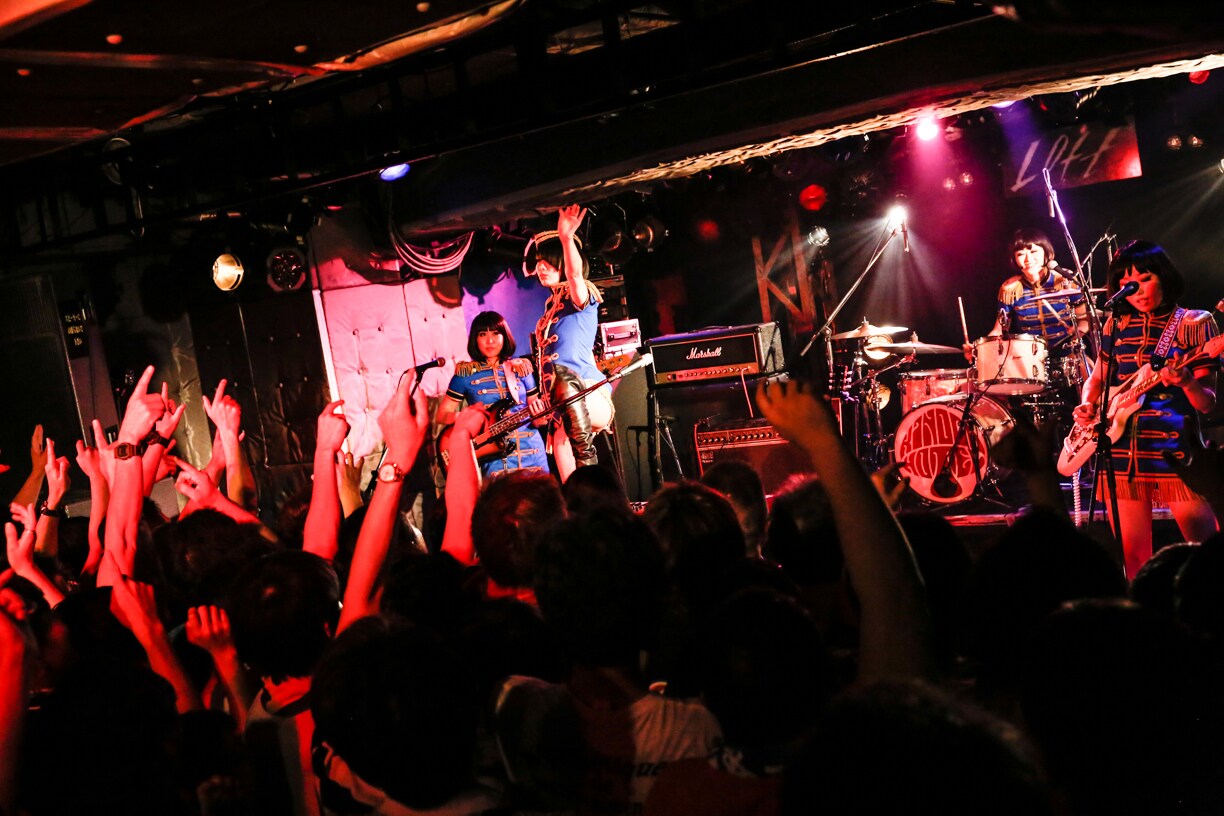 英国帰りのキノコホテルが新宿凱旋、秋ツアー開催も発表