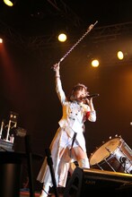 atsuko（Vo）（写真提供：キングレコード）