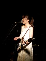 「SAKAE SP-RING 2015」での瀧川ありさ。