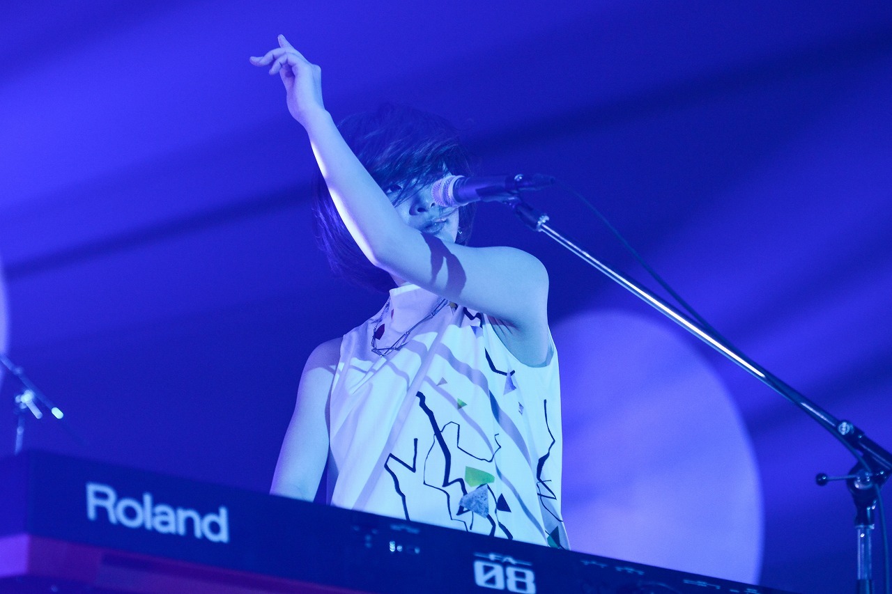 蒼山幸子（Vo, Key）（Photo by AZUSA TAKADA）