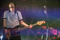 小島和也（B, Cho）（写真提供：ユニバーサル シグマ）