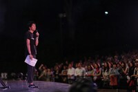 MCを務めたJ-WAVEナビゲーターの藤田琢己。（写真提供：J-WAVE）